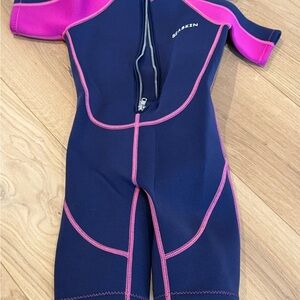 Kids Neoprene Wetsuit - Navy and Pink - Size 8